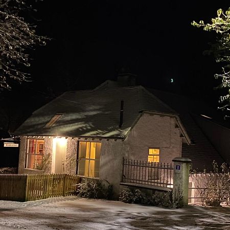 Cobbler'S Cottage At Kindrochet, Strathtay Питлохри Экстерьер фото